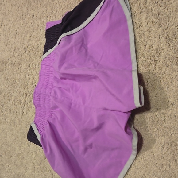 Nike shorts - Picture 3 of 3
